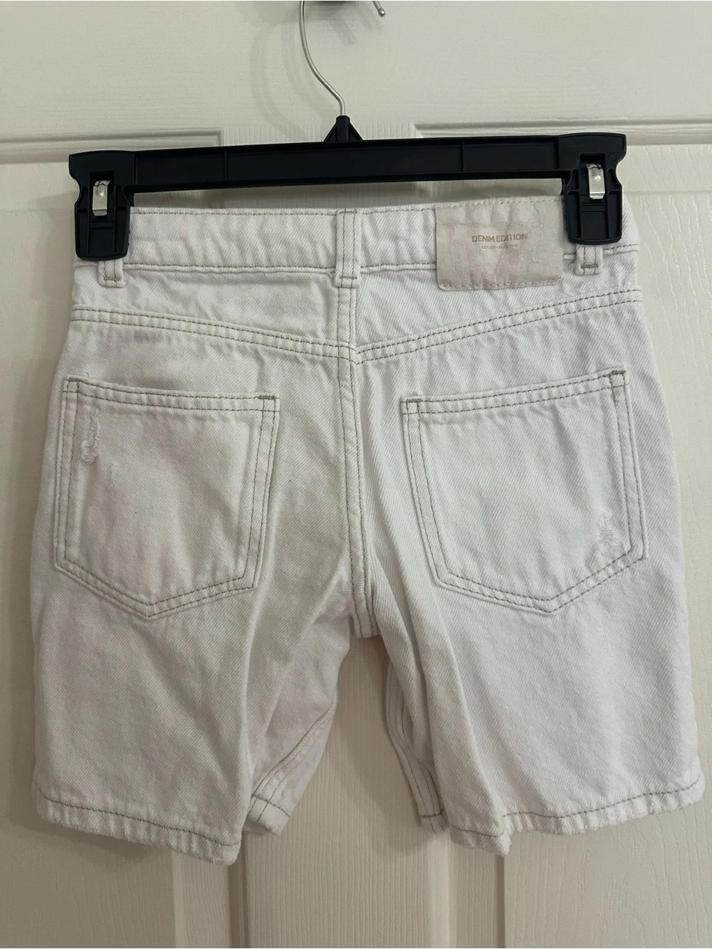 Zara shorts off